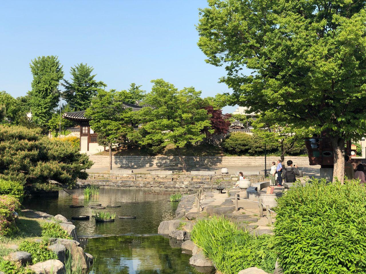 Place where time has frozen; Namsangol Hanok Village, the most beautiful site in Seoul